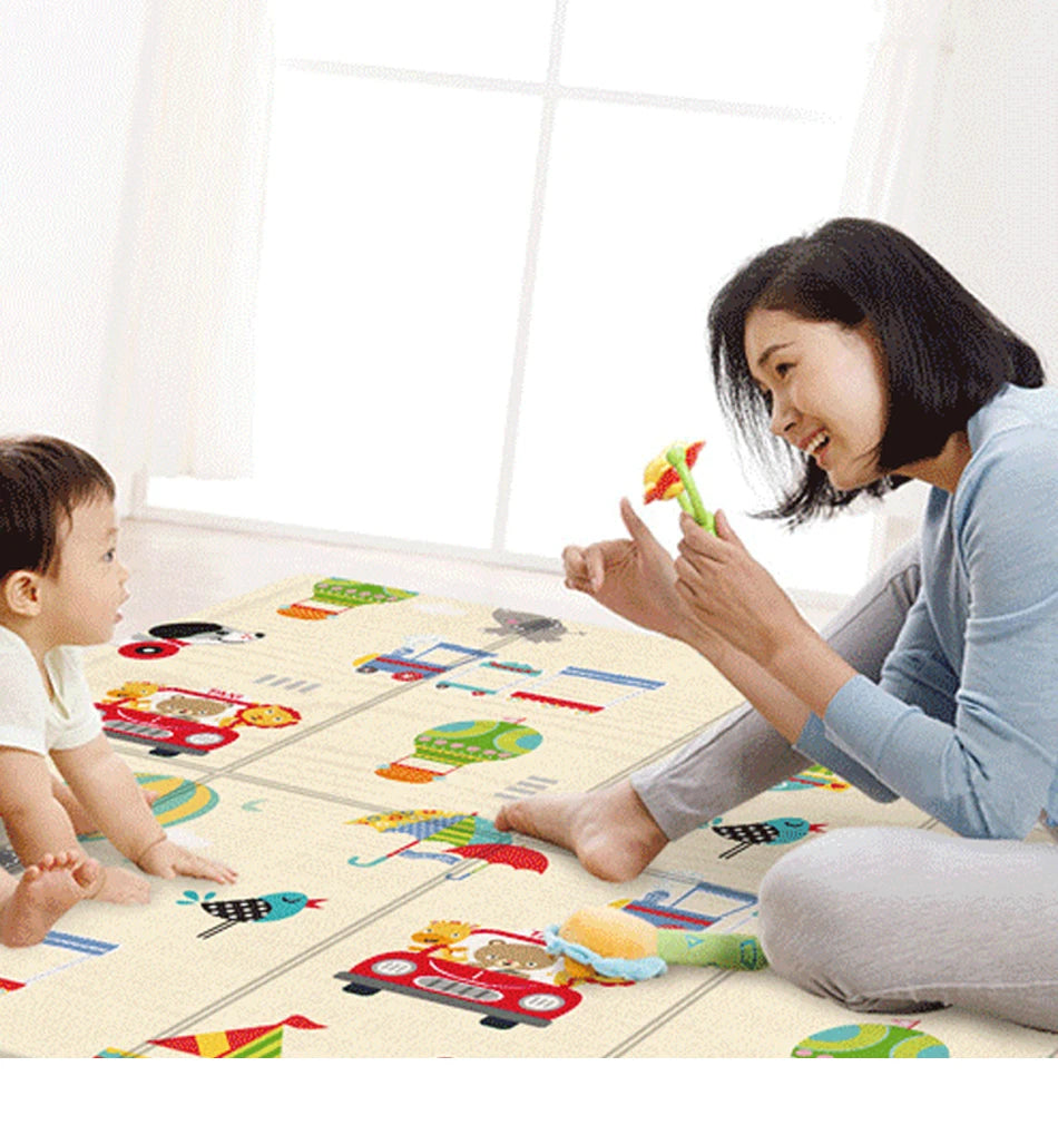 Palestra di attività per bambini con pianoforte - gioco interattivo, musica e sviluppo precoce