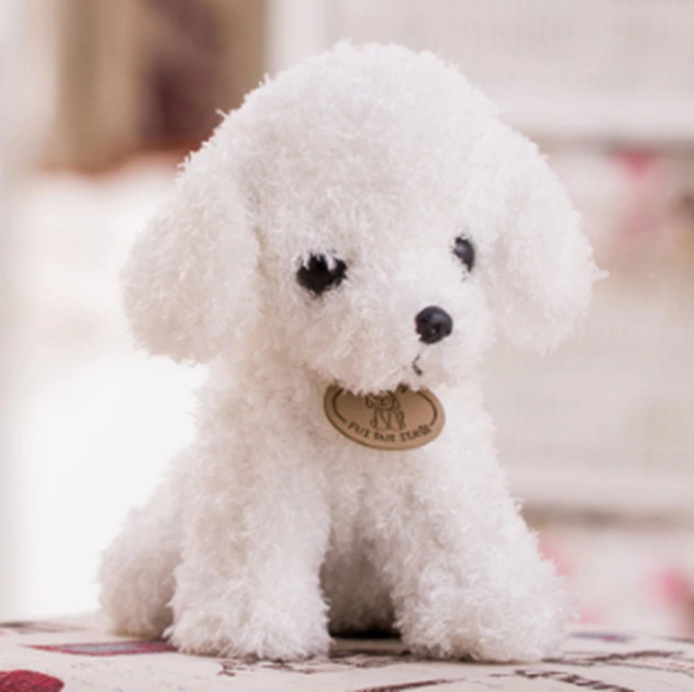 Juguete de peluche realista de caniche 