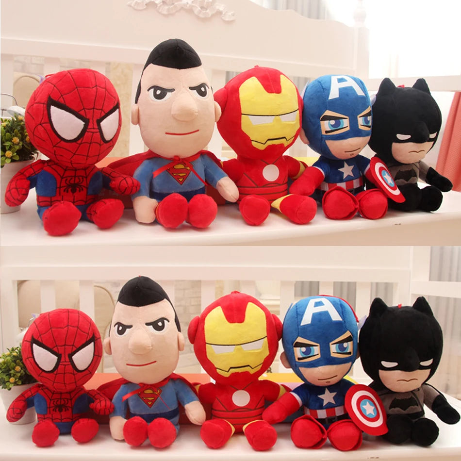 Collezione peluche di supereroi