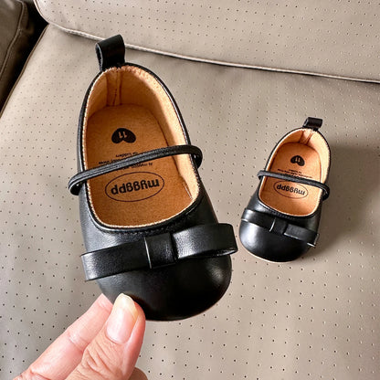Nuova pelle di scarpe per bambini
