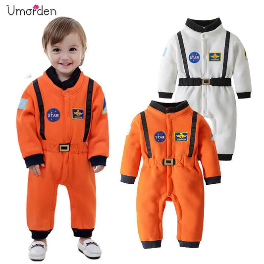 Monstruos de bebé astronautas
