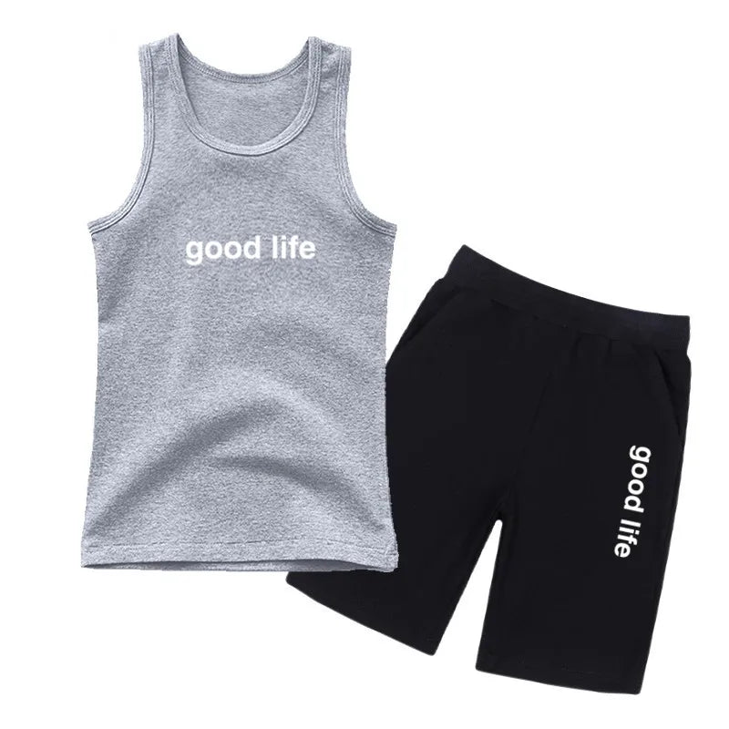 Top e pantaloncini da canotta di squali senza paura