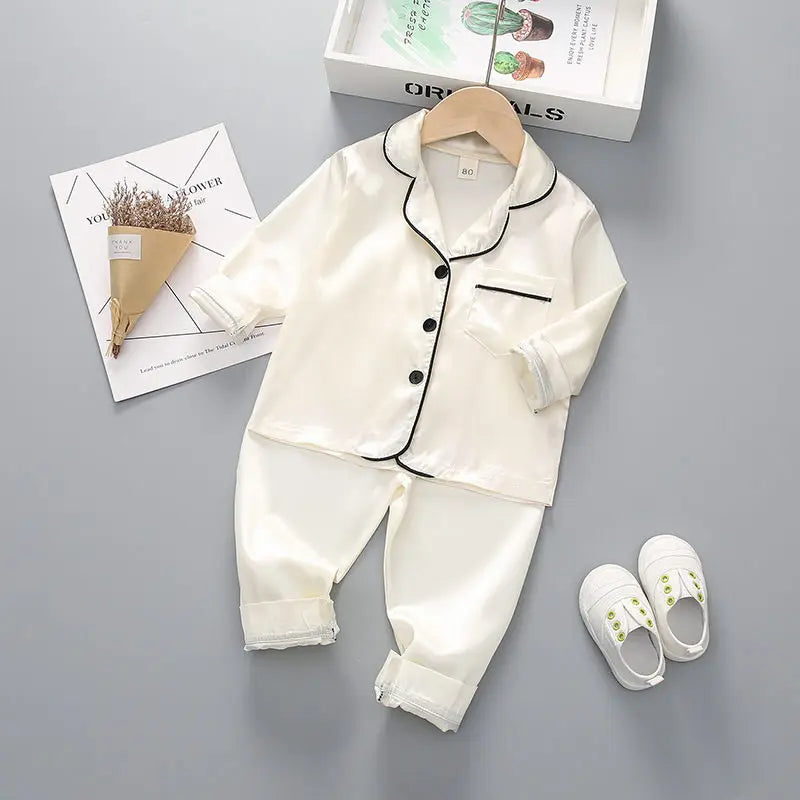 Piatta satinato per bambini