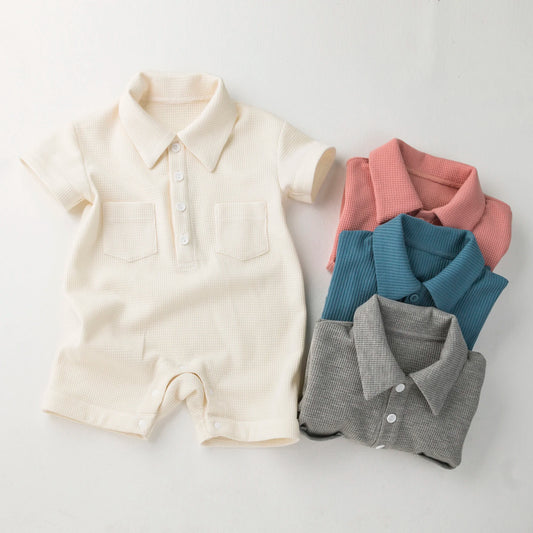 Tuta per abbigliamento a maniche corte 