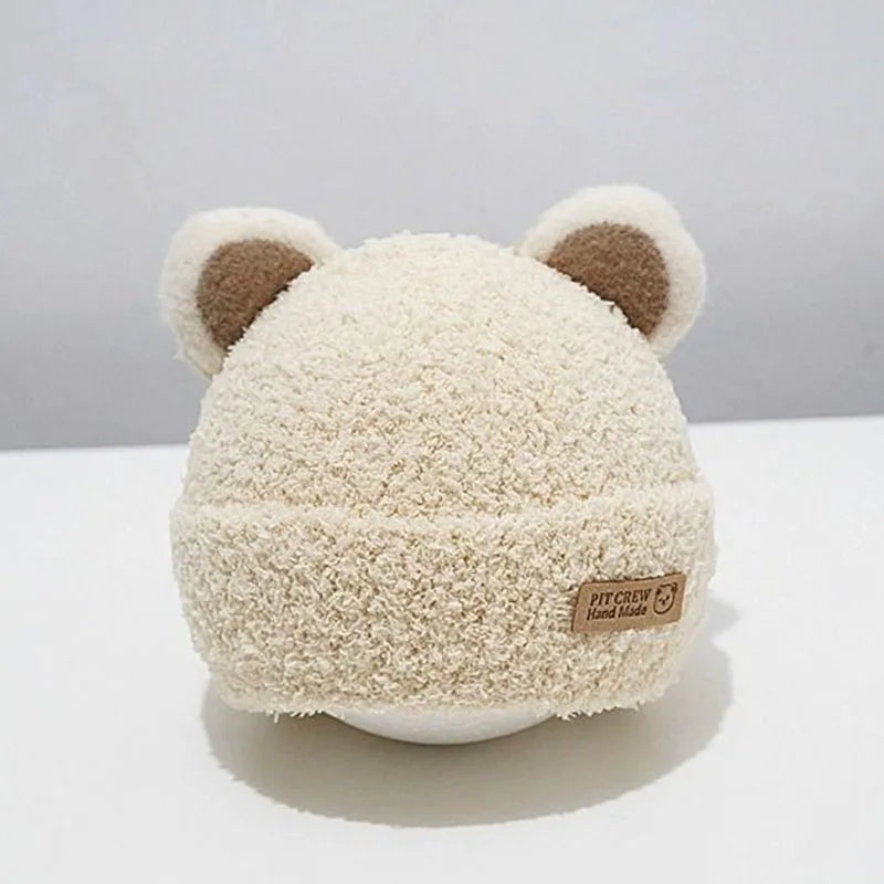 Cappelli a maglia da orecchie di orso