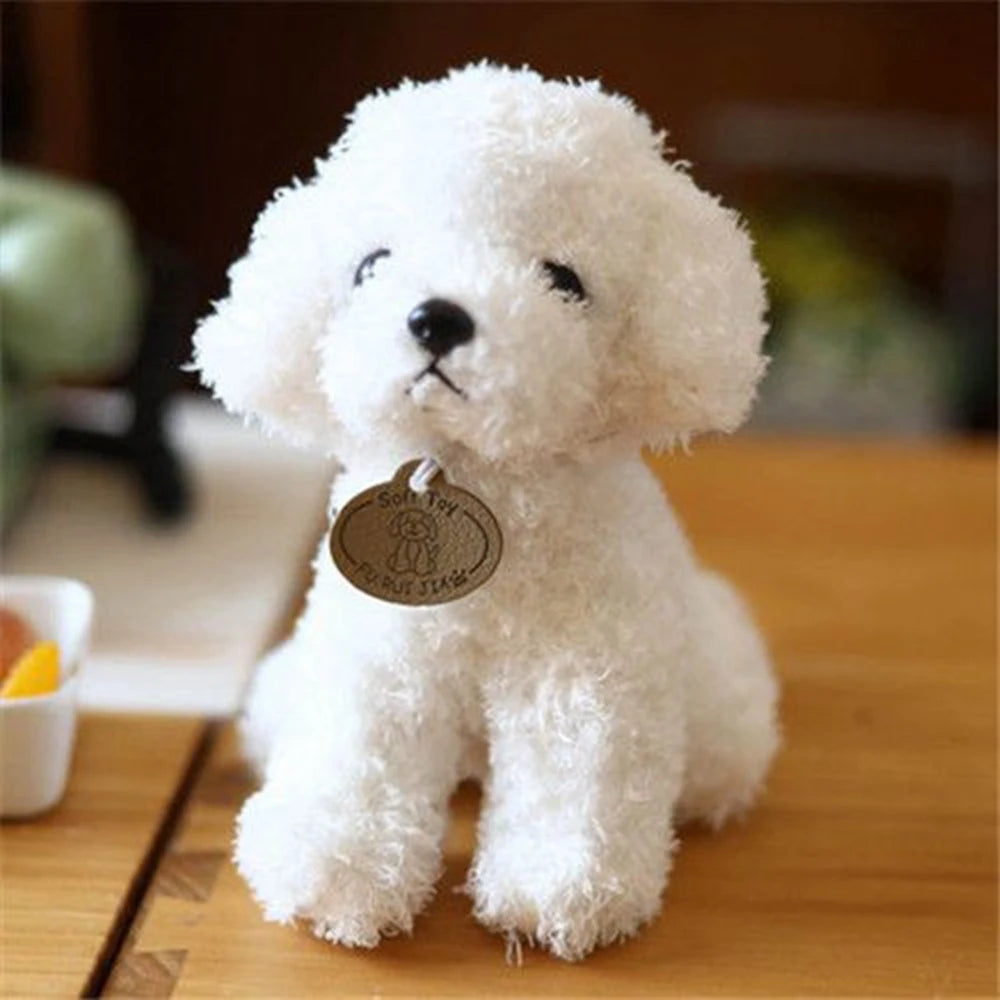 Juguete de peluche realista de caniche 