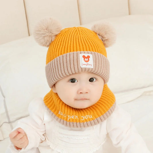 Set di berretto a maglia doppia pom-pom