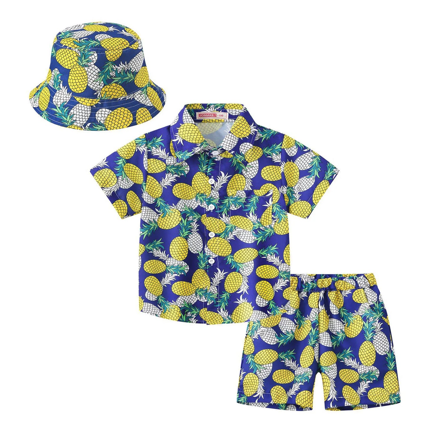 Camicia e pantaloncini dell'isola tropicale con cappello