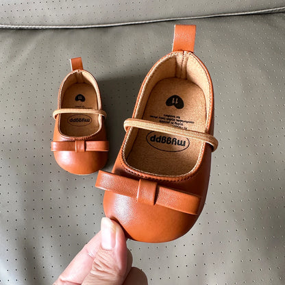 Nuova pelle di scarpe per bambini