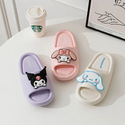 Kuromi & Friends Slippers familiares con forma de nube