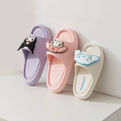 Kuromi & Friends Slippers familiares con forma de nube