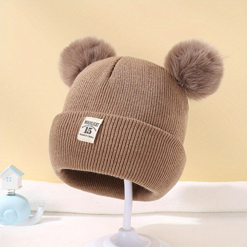 Beanie acogedor oso pom-pom