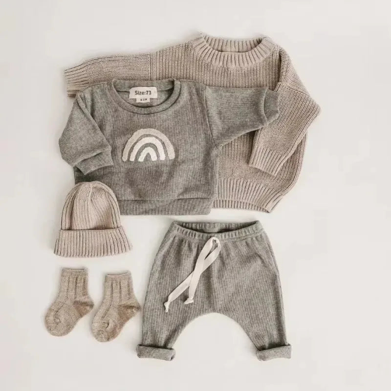 Set di outfit per bambini minimalista 