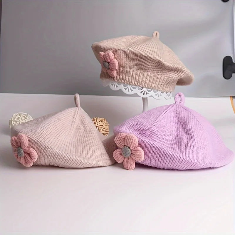 Beretto a maglia ricamato a fiori 