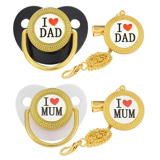 Me encantan los chupetes de mamá y papá con clip de oro