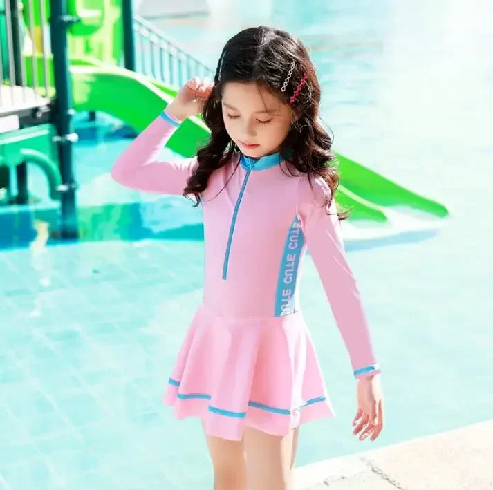 Elegante vestito da bagno a gironi vortici