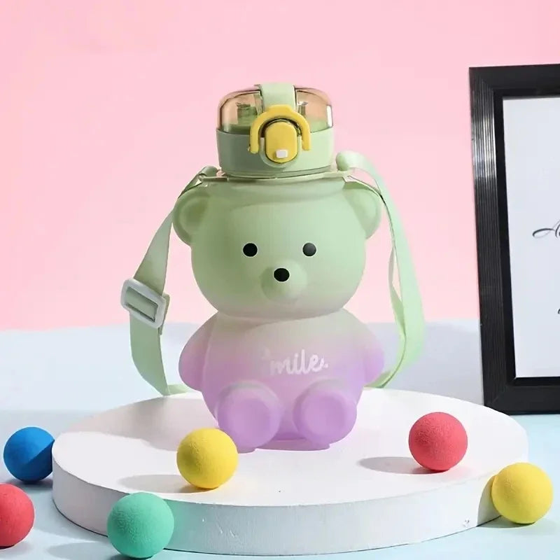 Bottiglie d'acqua a forma di orso