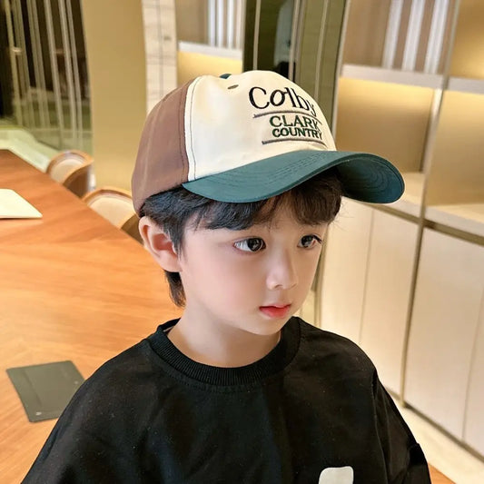 Cappelli da baseball della contea di Colby Clark