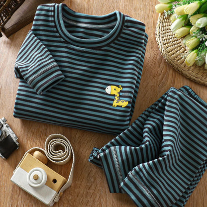 Set de pijama de confort a rayas